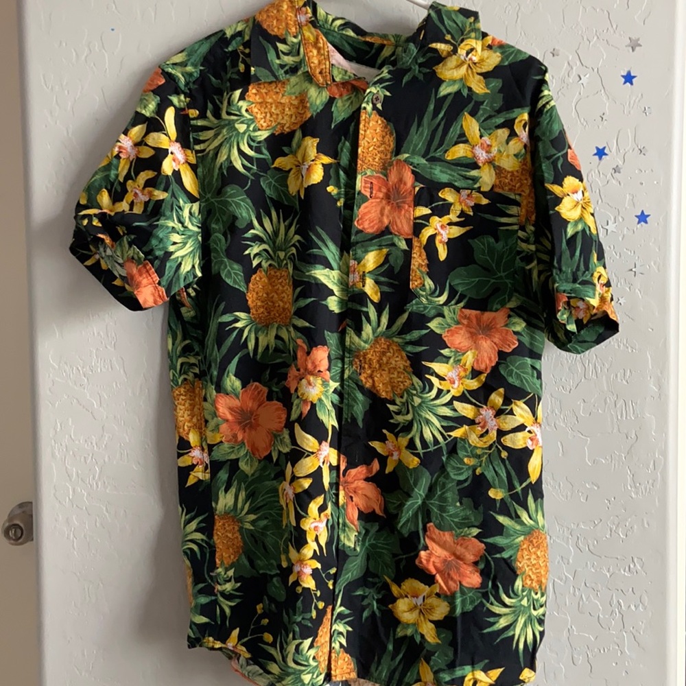 Floral Hawaiian button up shirt